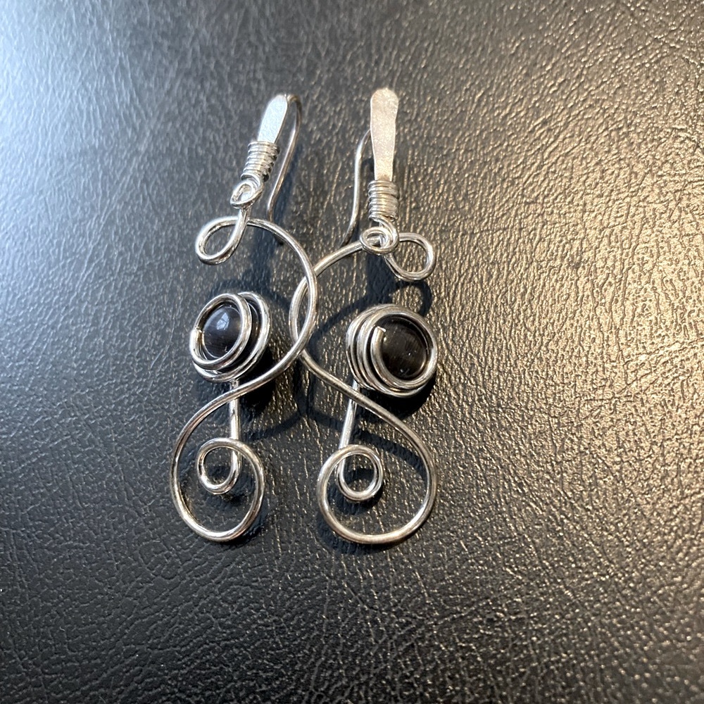 Sterling silver wire and black crystal stone Earrings